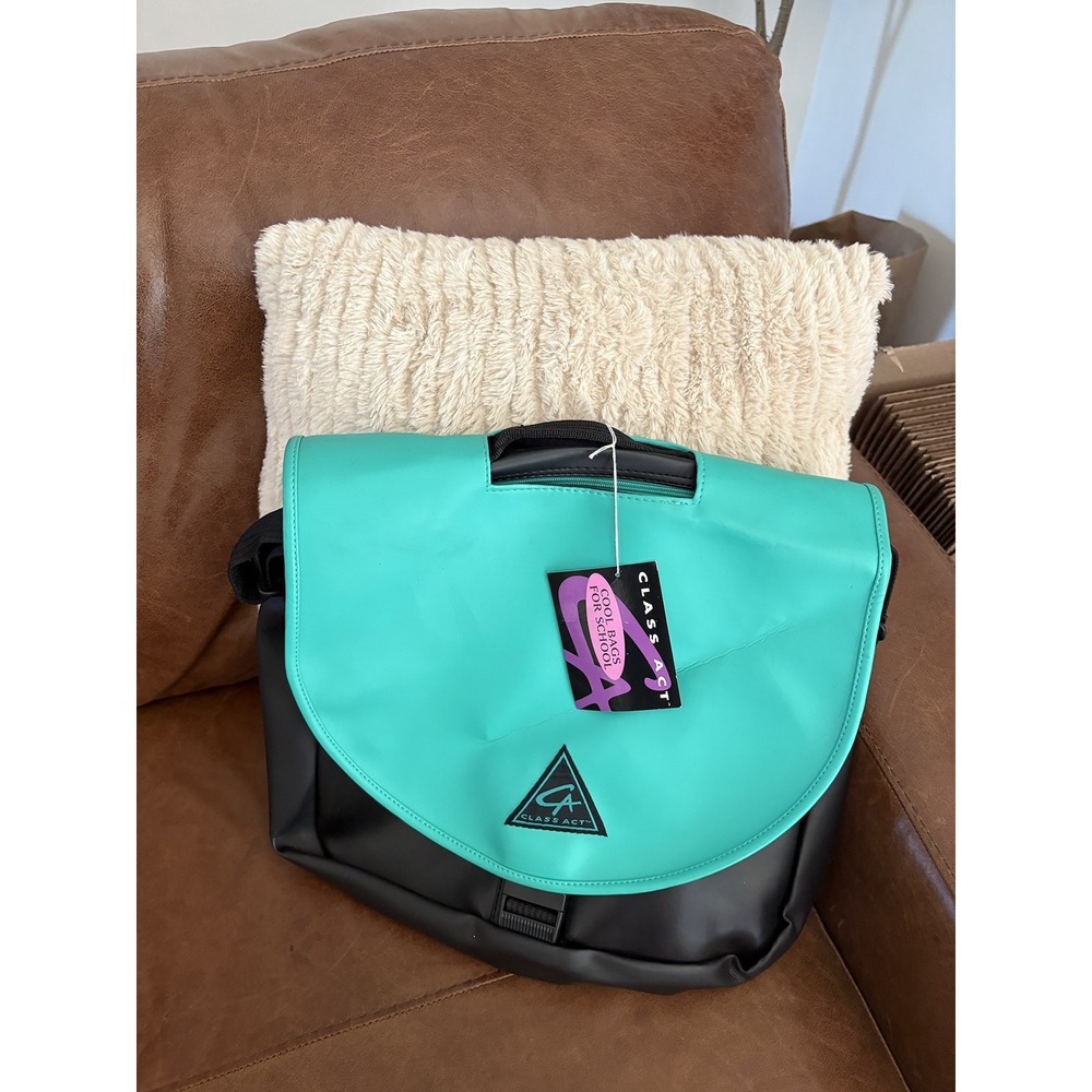 Vintage 1992 Class Act Sponge Bag Messenger School Bag Teal Black Water Repels